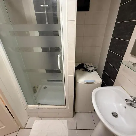 T2 Ambiance Savane - Hyper Centre Apartamento